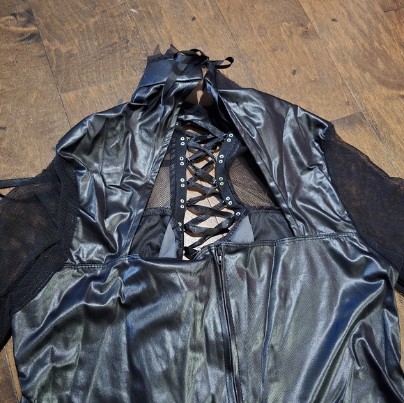 California costumes women sexy Fallen Angel Dress. EP1 - Picture 12 of 16